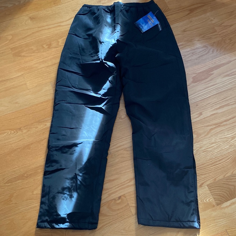 Insulated pants size medium Weather Wear NWT